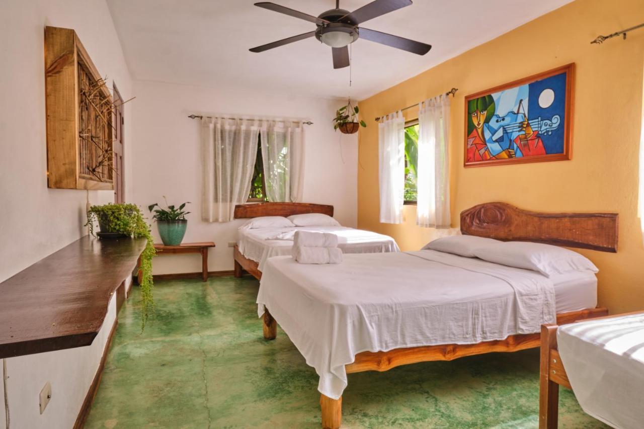 Villas Jacquelina Quepos Ngoại thất bức ảnh